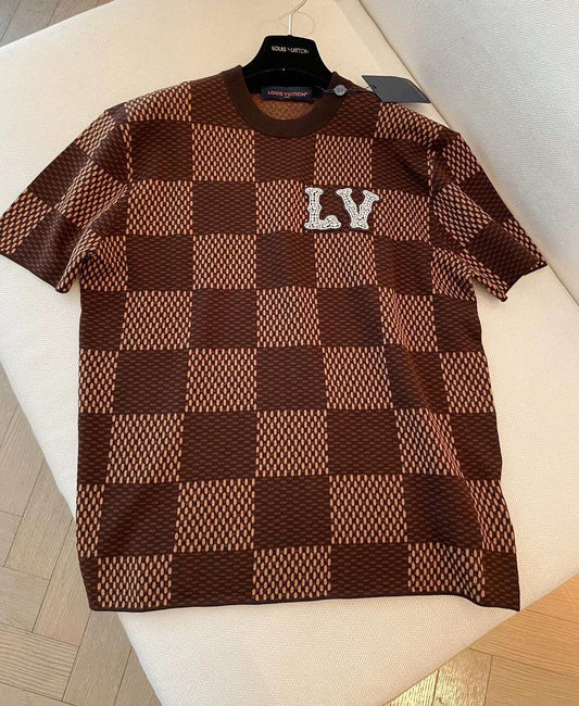 checkerboard style short sleeves