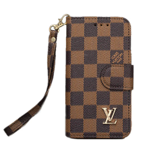 CHESSBOARD WALLET CASE