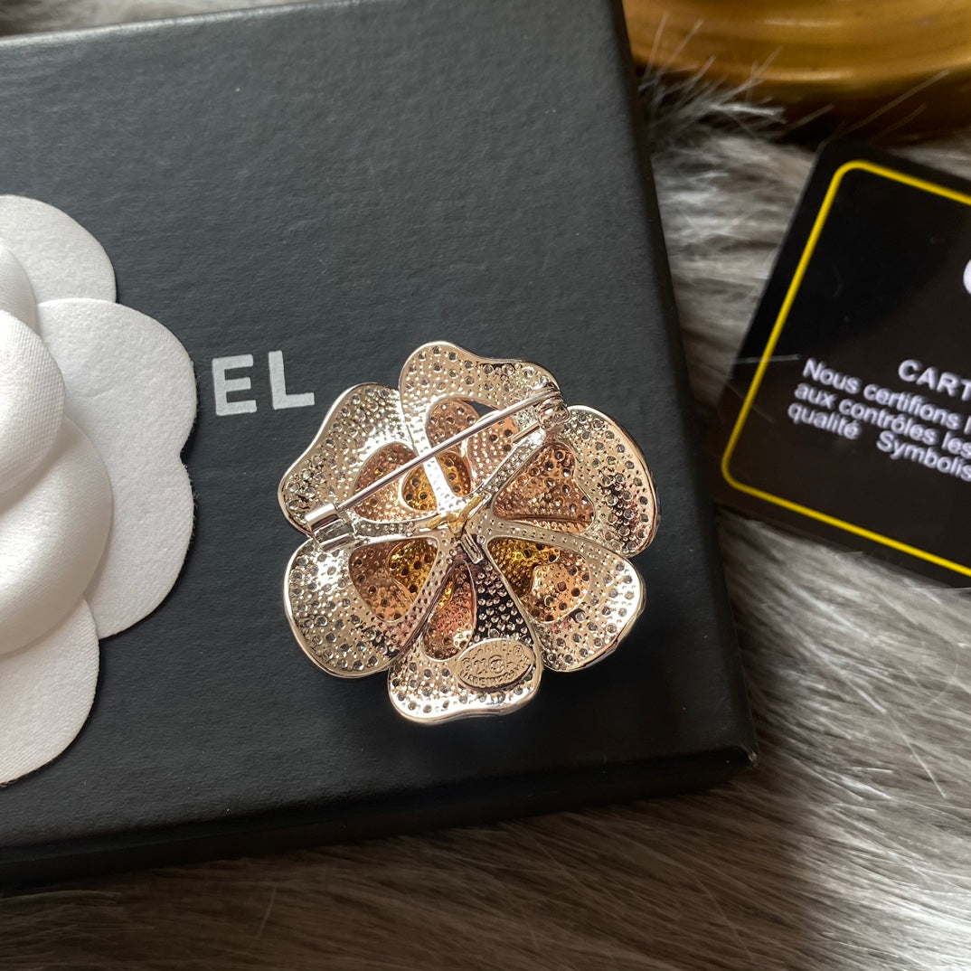 Sparkling Diamond Flower Brooch