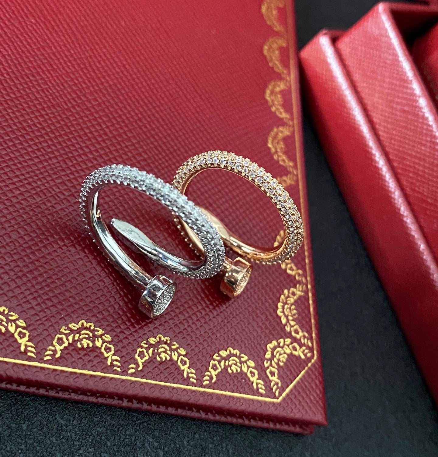 Luxury Diamond Thread Free Adjustment Ring